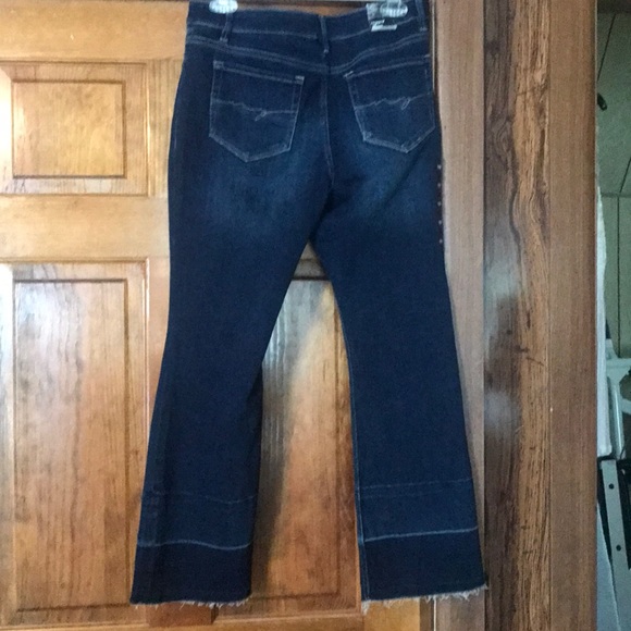 Cropped Flare Dark Denim - Picture 2 of 2